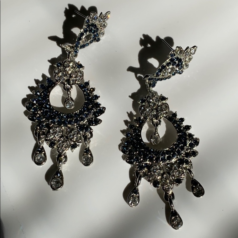 🌿 Blue Diamond Chandelier Earrings - Picture 2 of 2